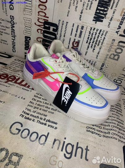 Кроссовки Nike