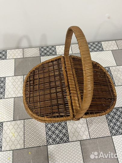 Корзина плетеная
