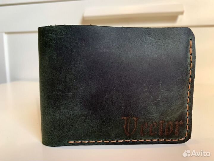 Кошелек мужской кожаный зелёный ручной работы