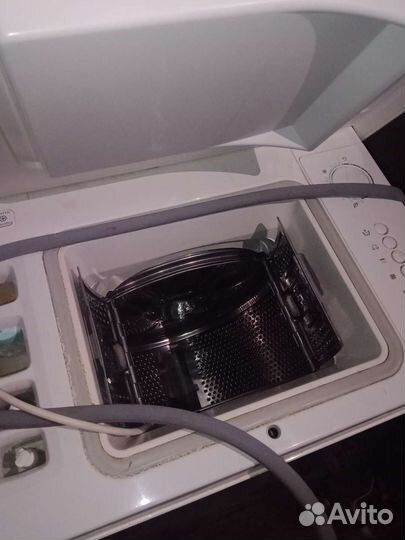 Стиральная машина с вертикальной загрузкой