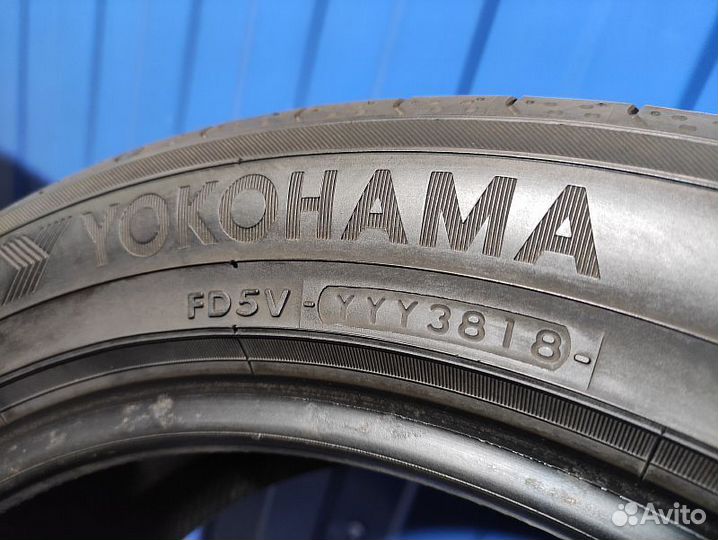 Yokohama BluEarth RV-02 235/50 R18