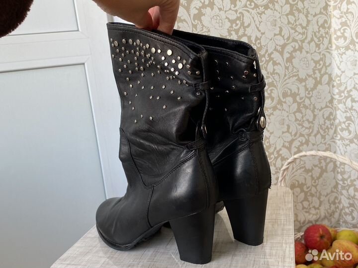 Сапоги-казаки 36 размер