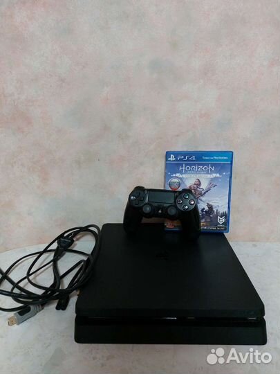 Sony playstation 4 slim