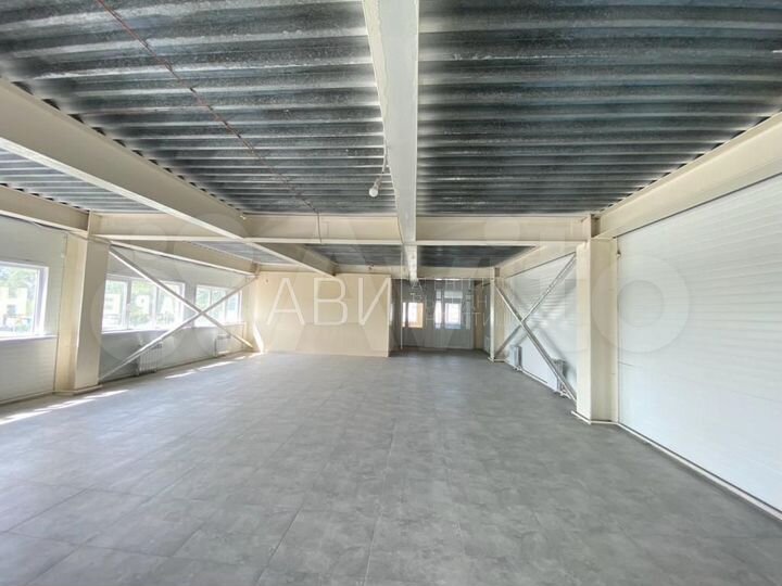 Помещение свободного назначения 200м²
