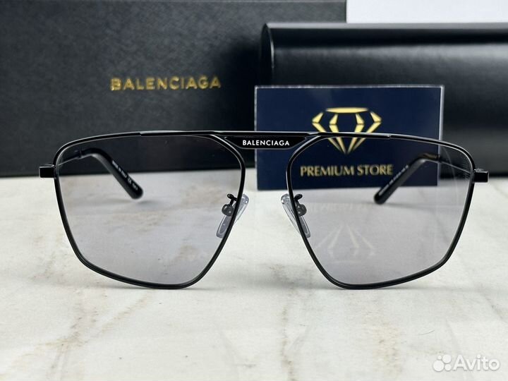 Очки Balenciaga