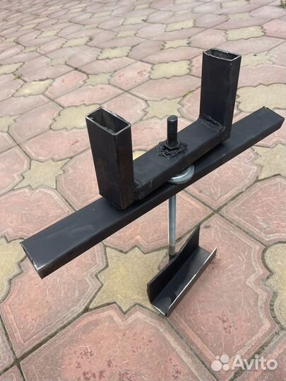 Крепление для лестницы на багажник