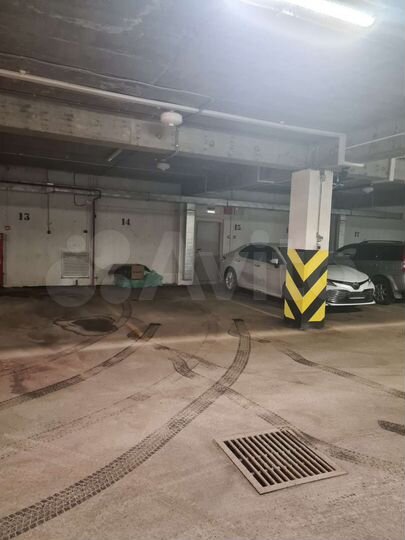 Машиноместо, 19 м²