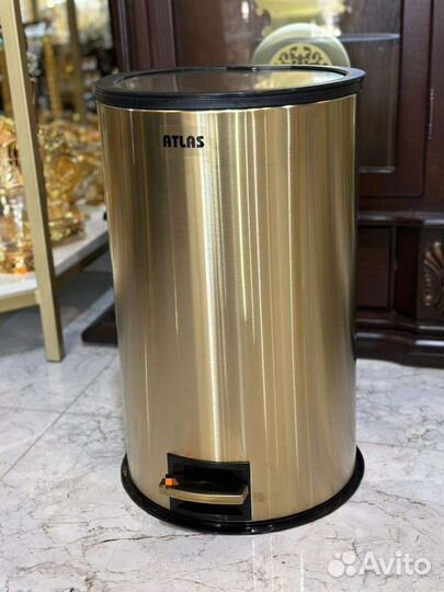 Мусорное ведро