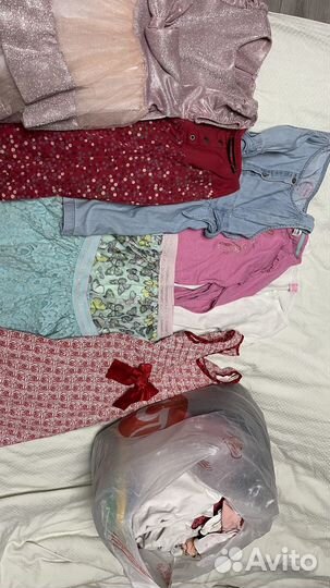 Продам пакет вещей на девочку 4-5 лет