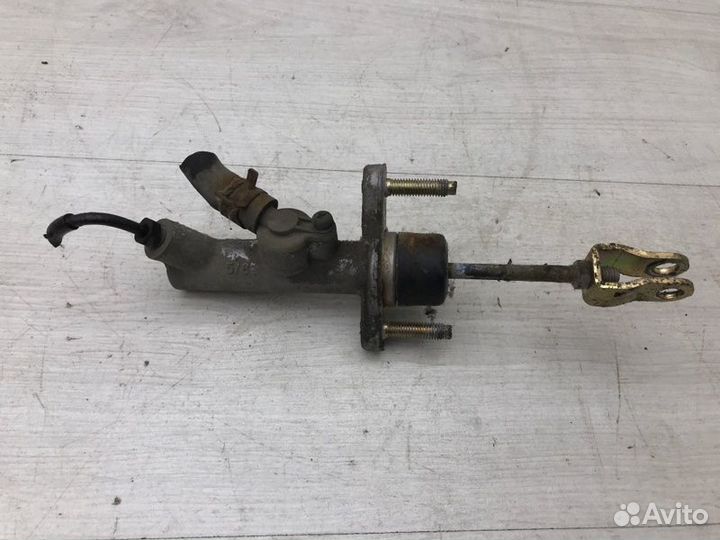 Главный цилиндр сцепления Kia Rio 2 G4EE 2005