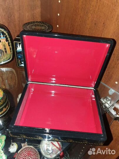 Лак Палех Шкатулка Золото Эротика