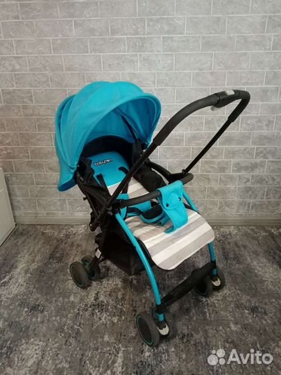 Легкая прогулочная коляска с перекидной ручкой