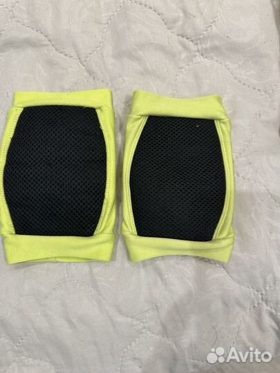 Наколенники