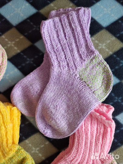 Носки вязаные детские и взрослые. Новые