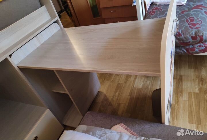 Продам детскую кровать с ортопед. матрасом