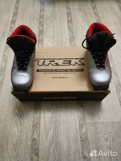 Лыжные ботинки trek omni