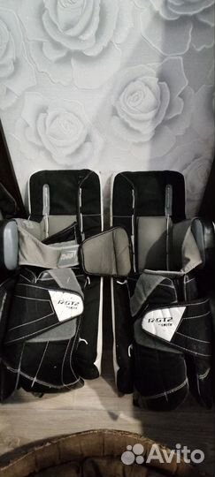 Вратарские щитки warrior 26