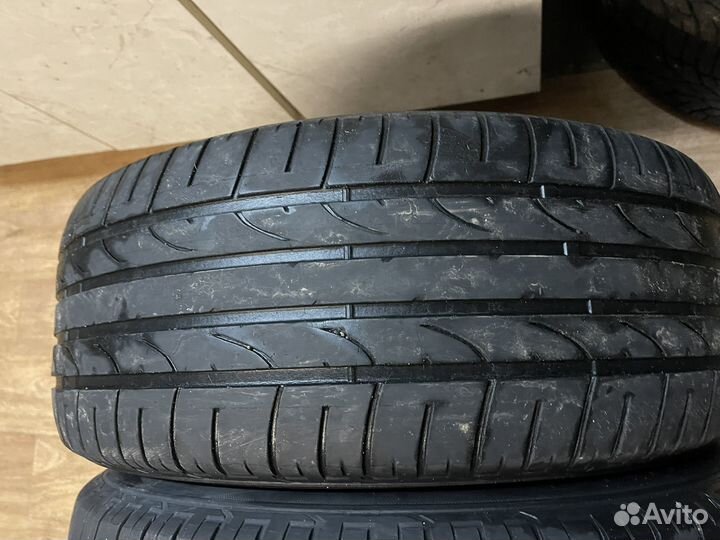 Bridgestone Dueler H/P 235/55 R17