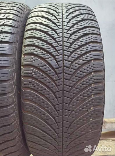 Goodyear Vector 4Seasons 205/55 R17 95V