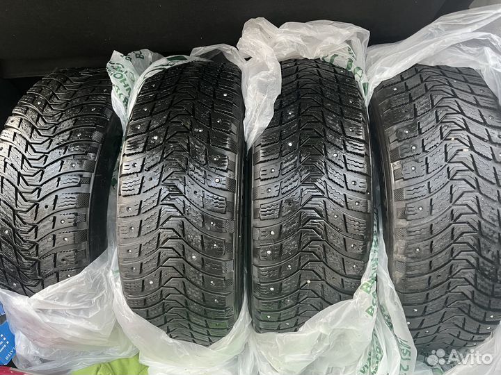 Michelin X-Ice 3 185/60 R15 88T