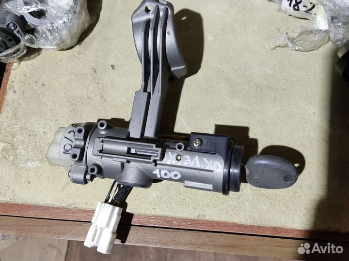 Замок зажигания Hyundai elantra xd 2.0