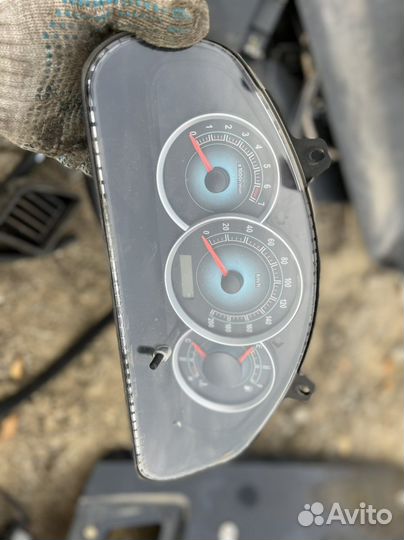 Житок приборов Faw V5