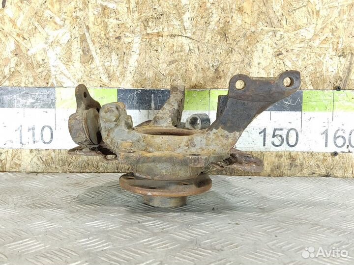 Кулак поворотный передний левый Opel Vectra B