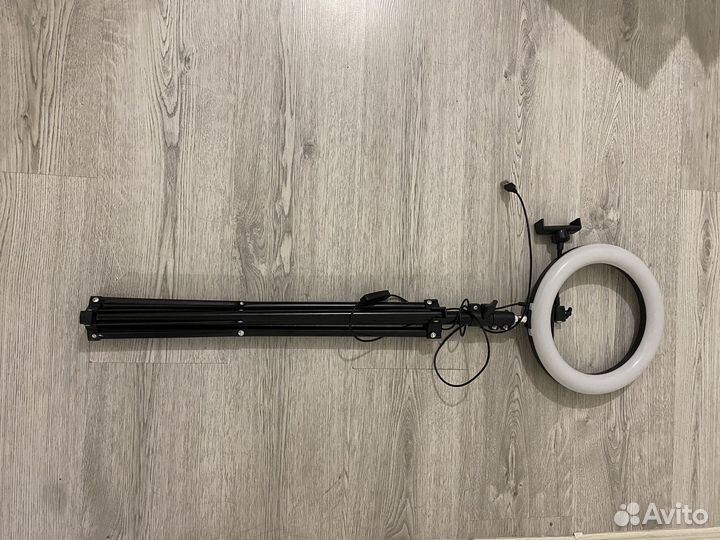 Кольцевая лампа