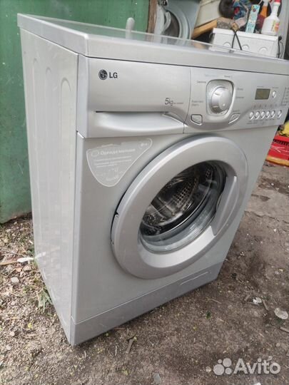 Стиральная машина LG 5 kg в идеальном состоянии