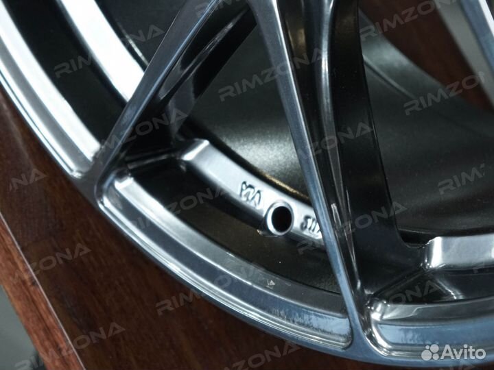 Литые диски HRE R18 на Kia. Арт2257