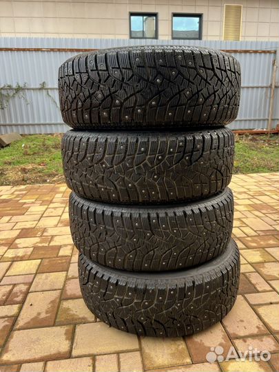 Bridgestone Blizzak Spike-02 205/55 R16 91T