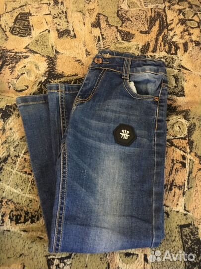 Джинсы