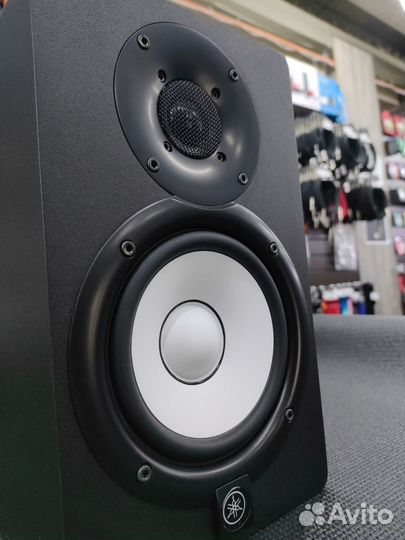 Yamaha HS5 - активный студийный монитор