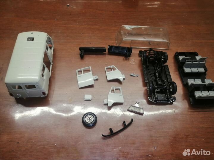 Запчасти на модель СССР ваз 452