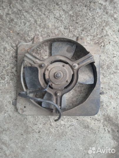 Вентилятор охлаждения радиатора Лада 2112