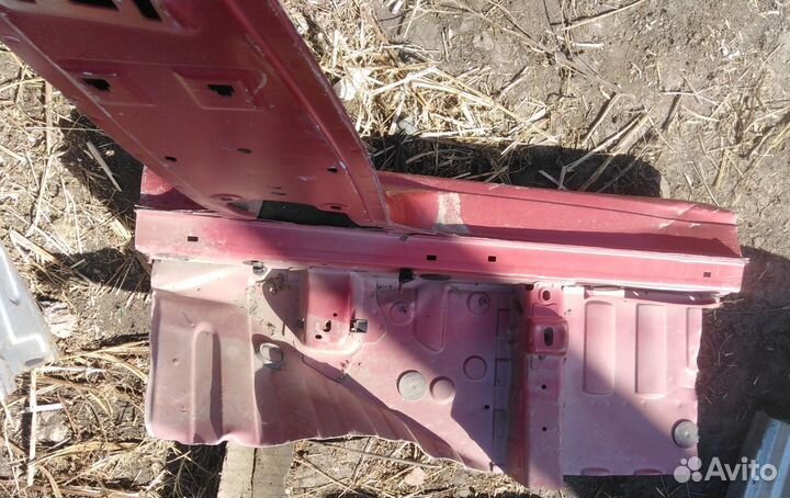 Ситроен С3 Порог Левый со средней стойкой C3