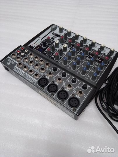 Микшер Behringer xenyx 1202fx