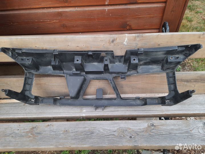 Передняя панель(телевизор) Renault Scenic 2