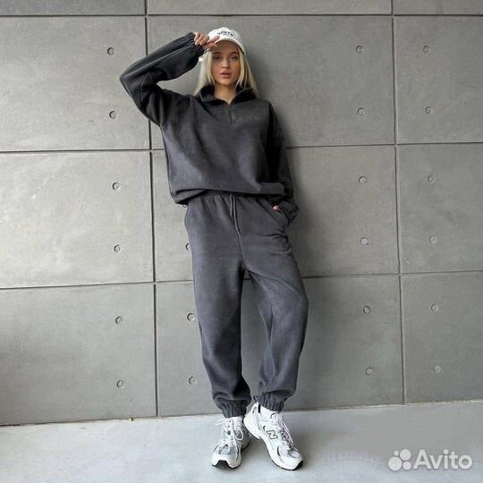 Парные костюмы на флисе для девушек и мужчин