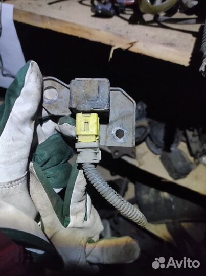 Датчик airbag Toyota Celica