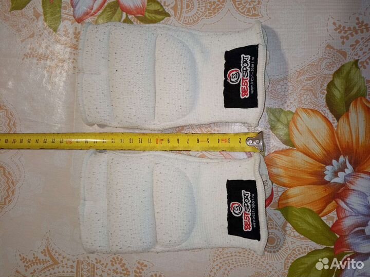 Щитки для единоборств