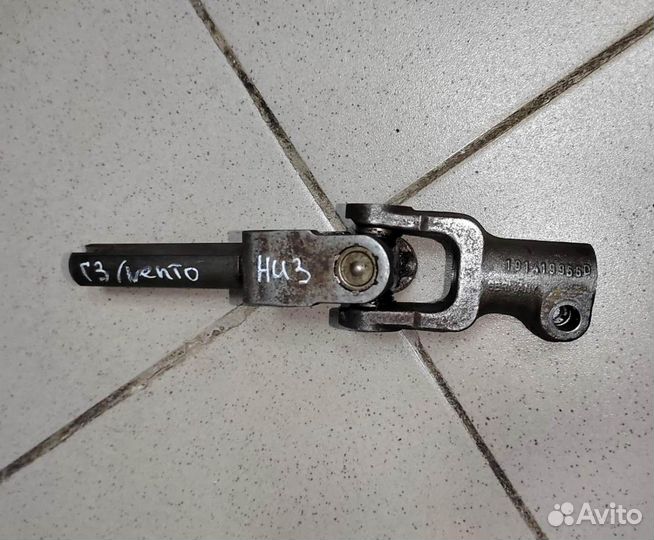 Карданчик рулевой нижняя часть VW Golf 3 / Vento