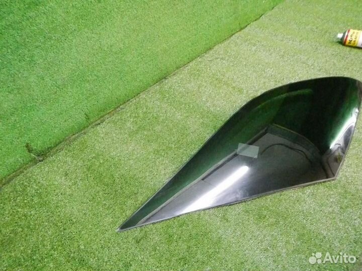 Форточка задняя правая Mercedes M GLE W166 (2011-2