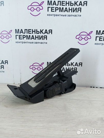Педаль газа BMW 8 G14/G15 2020 35426871053