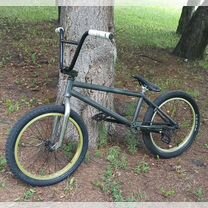 Велосип�ед BMX