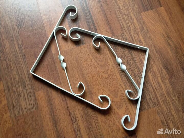 Кронштейн для полок 200*200