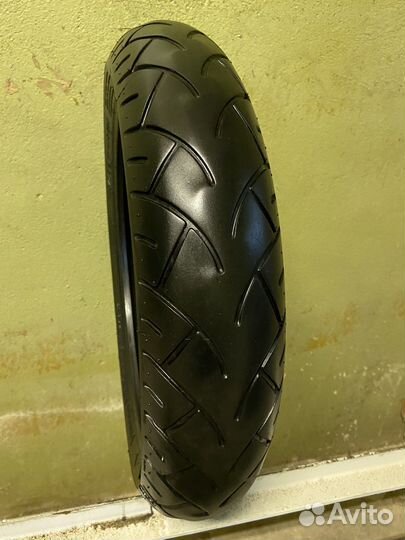 120/70 R17 Metzeler ME880 Marathon (124)
