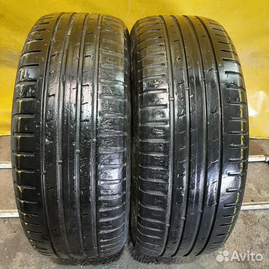 Nokian Tyres Hakka Blue 2 215/60 R16