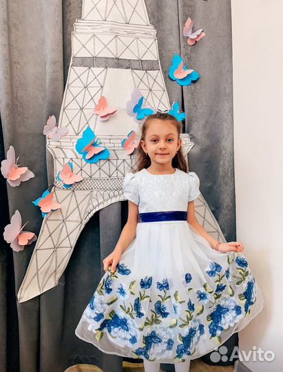 Нарядное платие для девочки