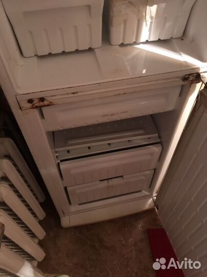 Холодильник stinol